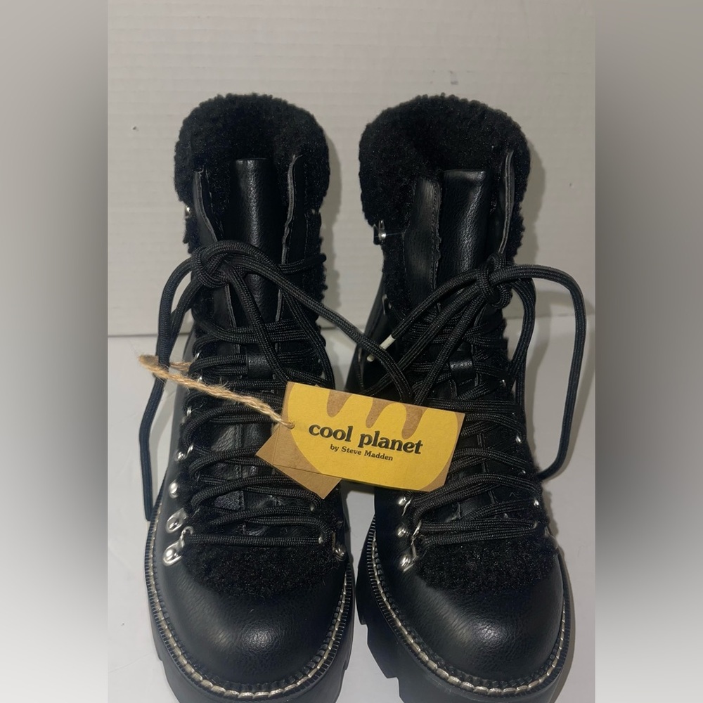Steve Madden Black Women's Boots size 6 M new - Picture 3 of 7